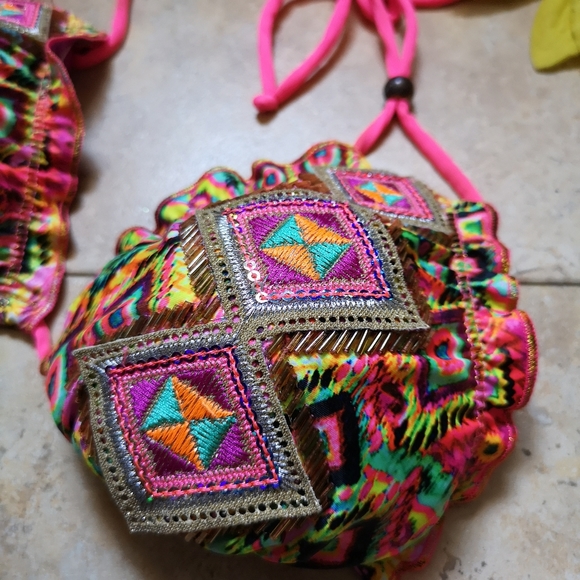 BRAND NEW Bikini Top! - Picture 2 of 11